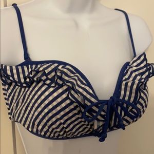 Seafolly Bikini- Large Top, Small Bottoms